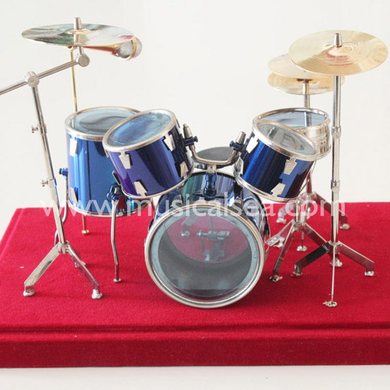 Miniature Drum set